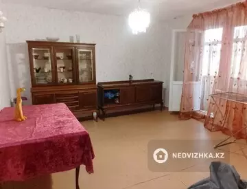 3-комнатная квартира, этаж 6 из 9, 62 м²