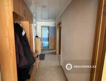 3-комнатная квартира, этаж 2 из 5, 61 м²
