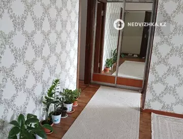 4-комнатная квартира, этаж 5 из 5, 95 м²