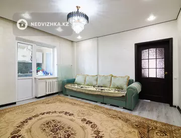 4-комнатная квартира, этаж 3 из 5, 89 м²