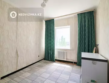 4-комнатная квартира, этаж 3 из 5, 89 м²