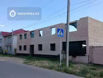 Гостиница, этаж 1 из 2, 300 м²