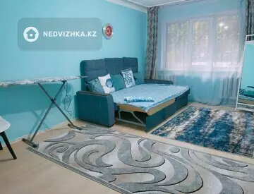 1-комнатная квартира, этаж 1 из 4, 36 м², Посуточно