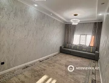 3-комнатная квартира, этаж 9 из 9, 90 м²