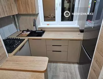 1-комнатная квартира, этаж 5 из 5, 40 м²