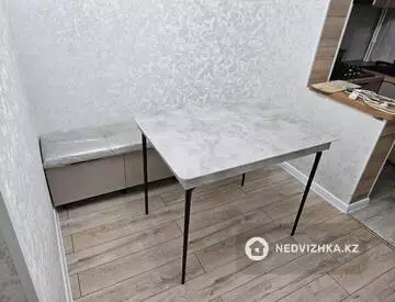 1-комнатная квартира, этаж 5 из 5, 40 м²