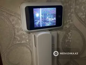 3-комнатная квартира, этаж 1 из 5, 80 м², На длительный срок
