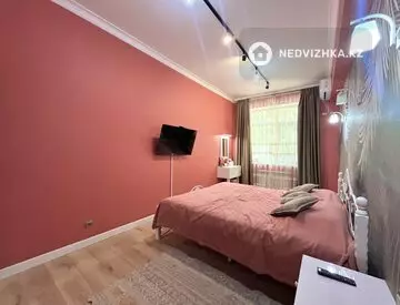 2-комнатная квартира, этаж 1 из 9, 71 м²