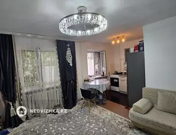 3-комнатная квартира, этаж 1 из 5, 55 м²