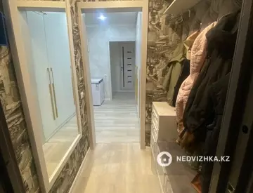 3-комнатная квартира, этаж 10 из 10, 68 м²