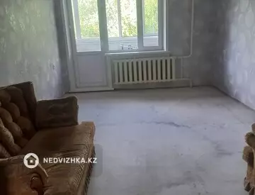3-комнатная квартира, этаж 2 из 5, 63 м²