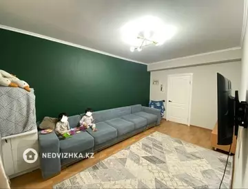 1-комнатная квартира, этаж 1 из 9, 42 м²