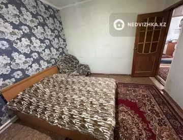 2-комнатная квартира, этаж 1 из 5, 53 м²