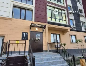 2-комнатная квартира, этаж 9 из 9, 71 м²