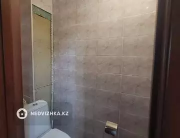 3-комнатная квартира, этаж 4 из 5, 63 м²