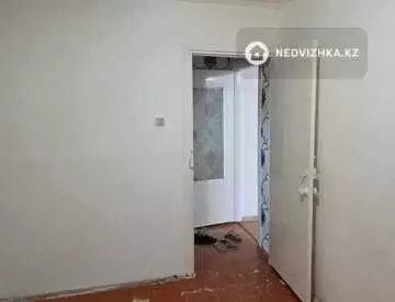 3-комнатная квартира, этаж 2 из 5, 60 м²