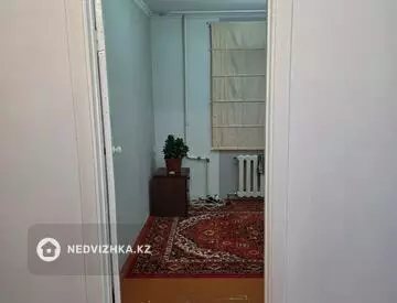 3-комнатная квартира, этаж 2 из 5, 60 м²