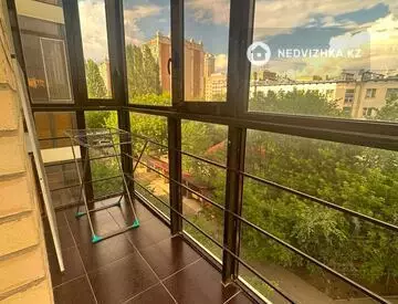 2-комнатная квартира, этаж 5 из 12, 75 м², На длительный срок