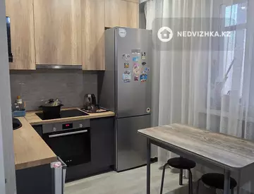 1-комнатная квартира, этаж 9 из 12, 40 м²
