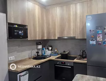 1-комнатная квартира, этаж 9 из 12, 40 м²
