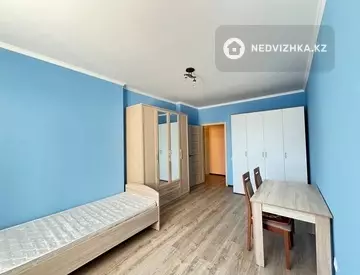 2-комнатная квартира, этаж 4 из 15, 66 м²