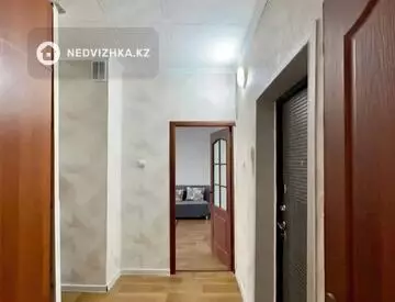 1-комнатная квартира, этаж 1 из 9, 37 м²