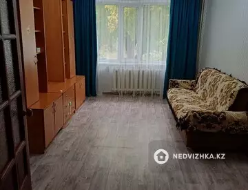 2-комнатная квартира, этаж 1 из 5, 49 м², На длительный срок