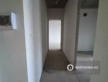 2-комнатная квартира, этаж 8 из 9, 52 м²