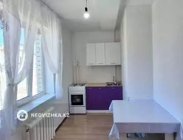 1-комнатная квартира, этаж 8 из 9, 54 м²