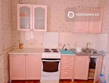 1-комнатная квартира, этаж 9 из 13, 42 м²