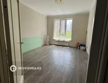 3-комнатная квартира, этаж 5 из 10, 84 м²