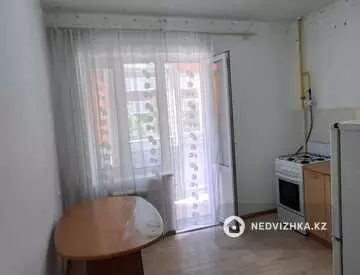 1-комнатная квартира, этаж 2 из 9, 41 м²