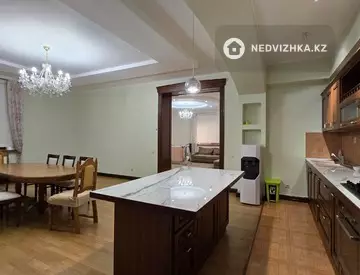 6-комнатный дом, 10 соток, 600 м², На длительный срок