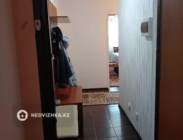 2-комнатная квартира, этаж 7 из 18, 55 м², На длительный срок