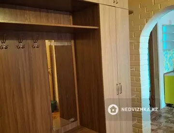 3-комнатная квартира, этаж 1 из 2, 87 м²
