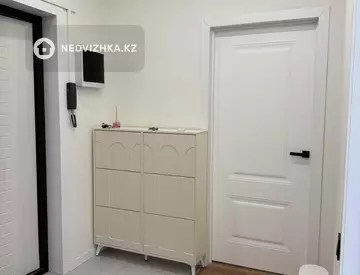 2-комнатная квартира, этаж 12 из 13, 52 м²