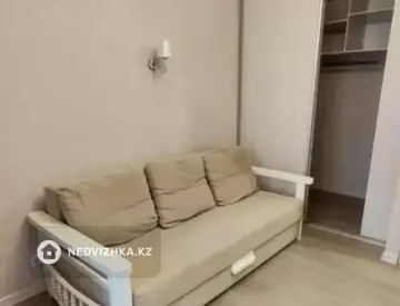 1-комнатная квартира, этаж 3 из 5, 52 м², На длительный срок