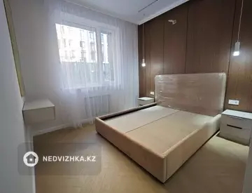 3-комнатная квартира, этаж 1 из 9, 84 м²