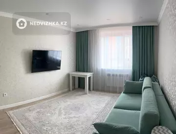 1-комнатная квартира, этаж 3 из 9, 37 м²