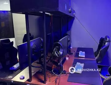 Офис, Общепит и др., этаж 2, 390 м²