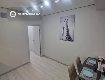1-комнатная квартира, этаж 10 из 10, 55 м²