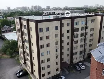 4-комнатная квартира, этаж 5 из 7, 140 м²