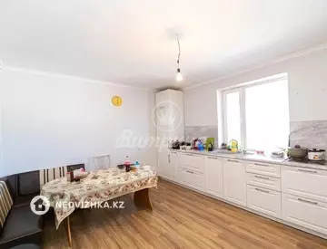 6-комнатный дом, 10 соток, 210 м²