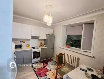 1-комнатная квартира, этаж 7 из 14, 48 м², На длительный срок