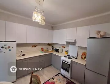 1-комнатная квартира, этаж 7 из 14, 48 м², На длительный срок