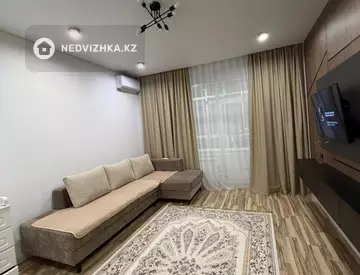 2-комнатная квартира, этаж 12 из 12, 60 м², Посуточно