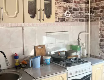 1-комнатная квартира, этаж 4 из 5, 33 м²
