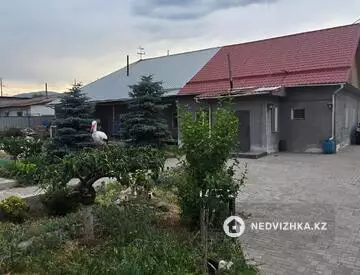 5-комнатный дом, 26 соток, 100 м²
