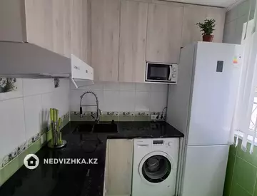 2-комнатная квартира, этаж 1 из 4, 42 м²