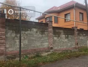 6-комнатный дом, 12 соток, 290 м²